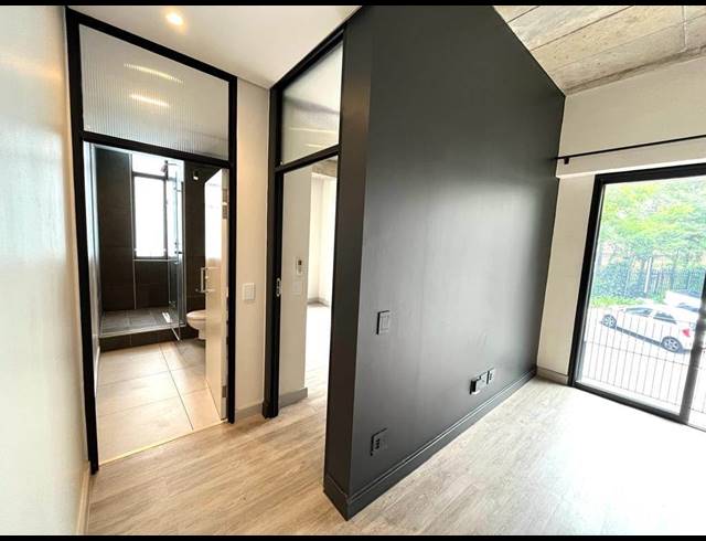 1 BEDROOM APARTMENT FOR SALE IN SANDOWN